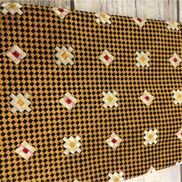 Burberry Gold Printed Silk Tie - Picture 2 of 4